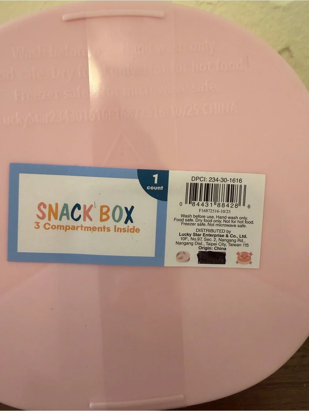 Cute 3 Compartment Pink Crab Snack Box